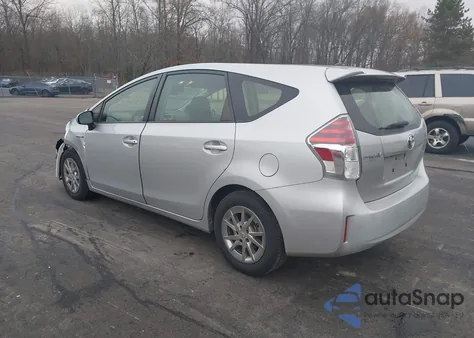 2017 Toyota Prius V Two z USA, uszkodzony, nr VIN JTDZN3EU7HJ071451